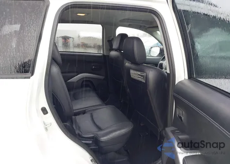 2010 Mitsubishi Outlander Xls из США, поврежденный, VIN JA4JS4AX3AZ017691